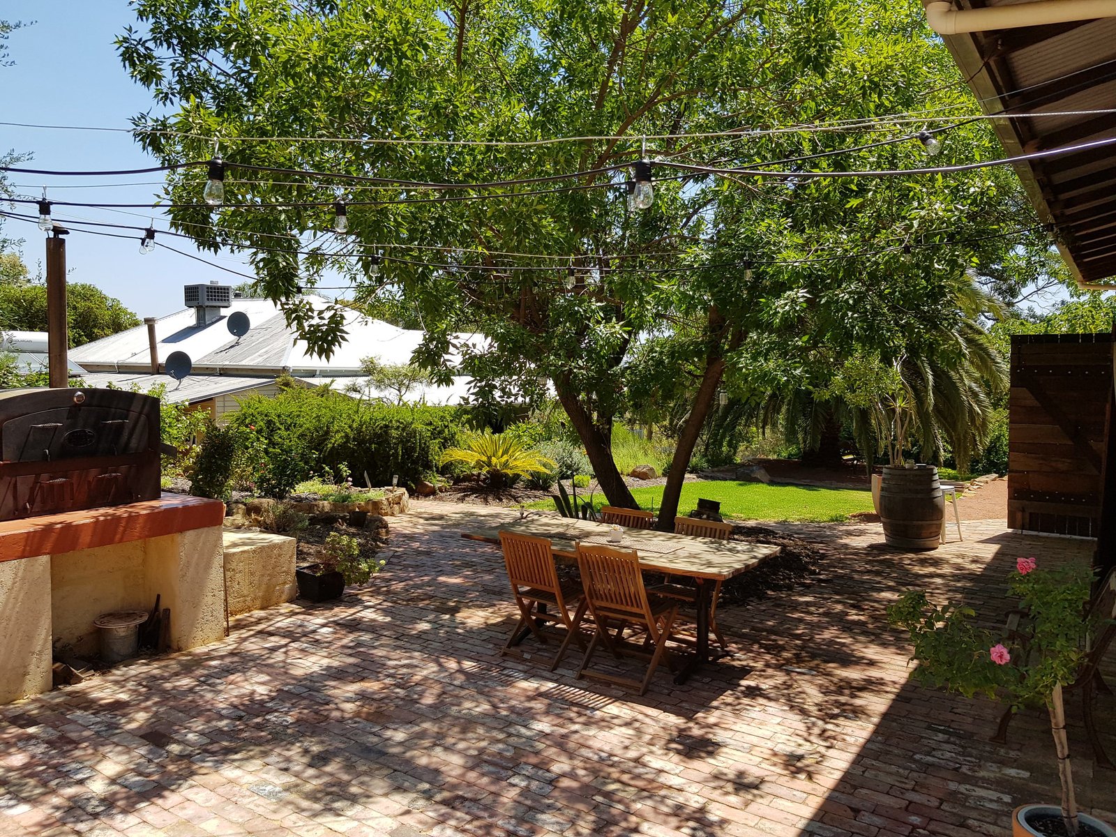 Jarrahdale Courtyard, Rural Landscaping Company Project, Landscaping Perth