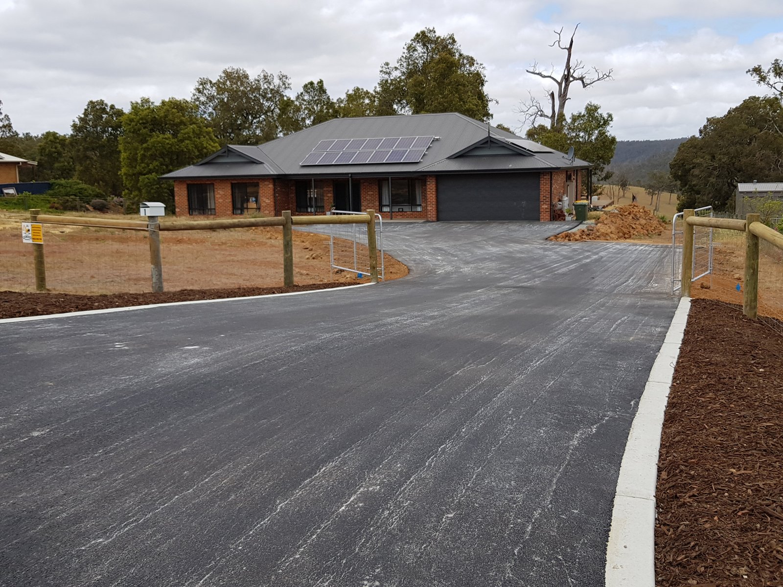 Jarrahdale Driveway, Rural Landscaping Company Project, Landscaping Perth